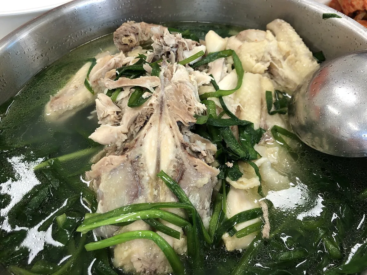 이북식 닭백숙