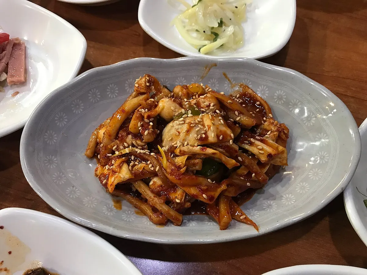 자박한 오징어볶음